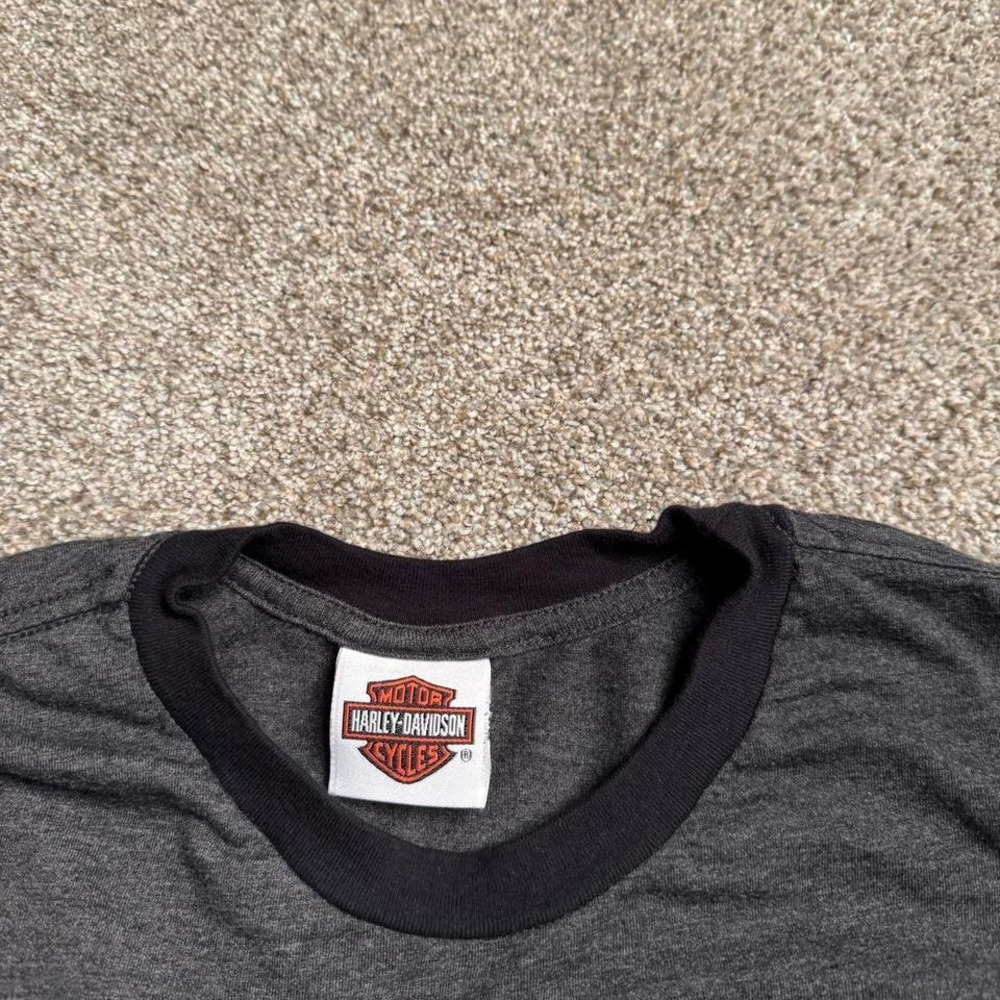**SOLD** GREY & BACK HARLEY DAVIDSON RINGER TEE - Picture 3 of 4